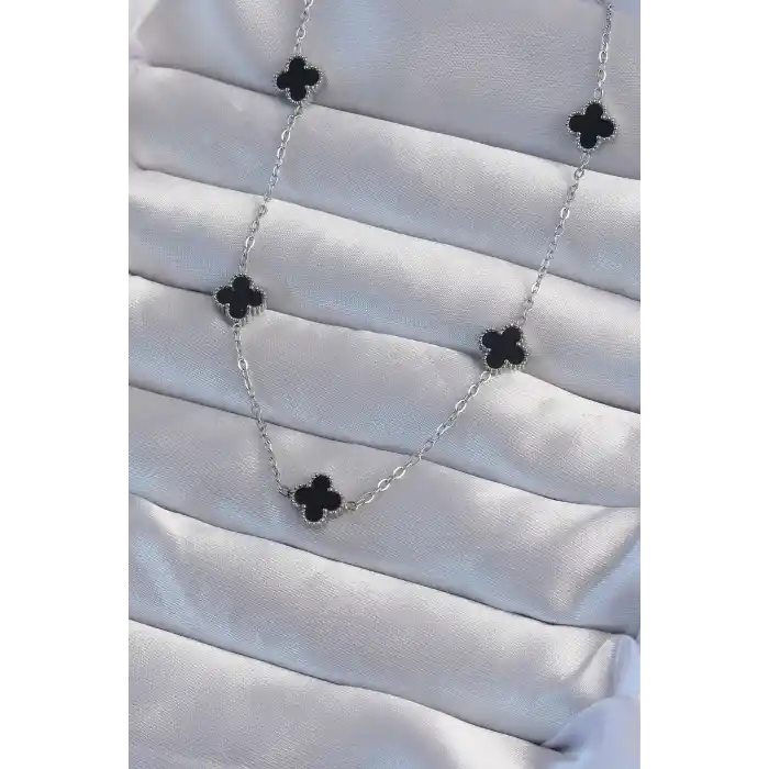 316L Çelik Gümüş Renk Minimal Siyah Mineli Yonca Kolye