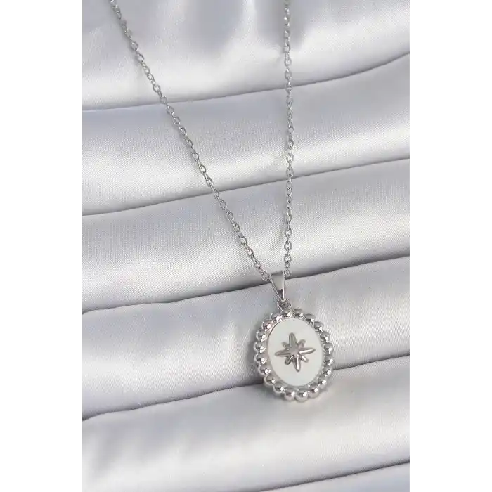 316L Çelik Gümüş Renk Zincir Beyaz Mineli Kutup Yıldız İşlemeli Madalyon Model Kadın Kolye