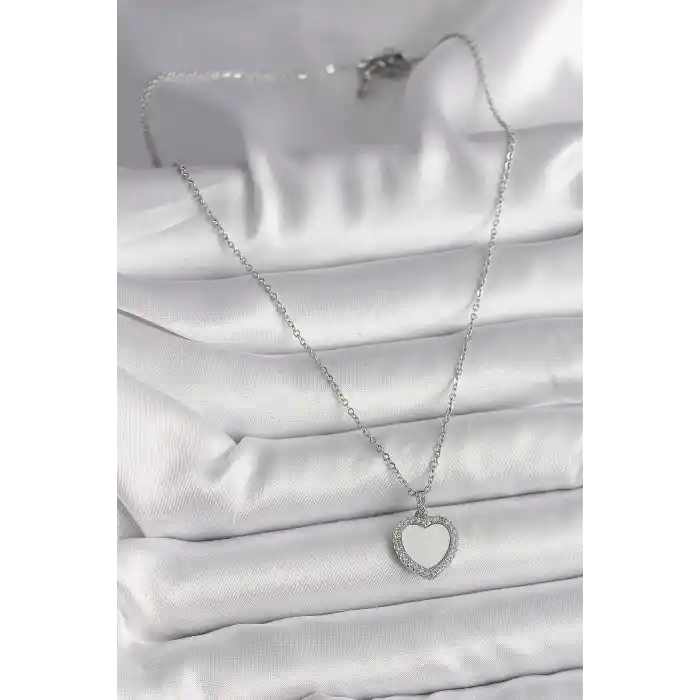 316L Çelik Gümüş Renk Zincir Zirkon Taşlı Beyaz Mineli Kalp Model Kadın Kolye