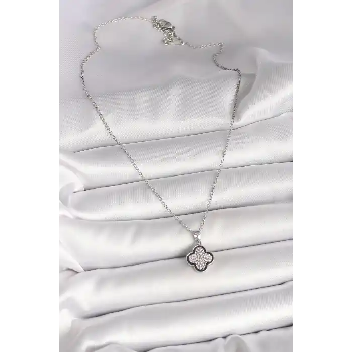 316L Çelik Gümüş Renk Zincir Zirkon Taşlı Yonca Model Kadın Kolye