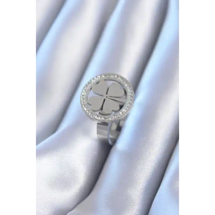 316L Çelik Gümüş Renk Zirkon Taşlı Yonca Model Kadın Yüzük