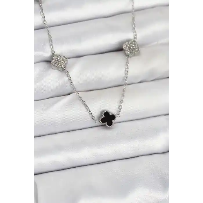 316L Çelik Zincir Gümüş Renk Siyah ve Zirkon Taşlı Baby Boy Yonca Kadın Kolye