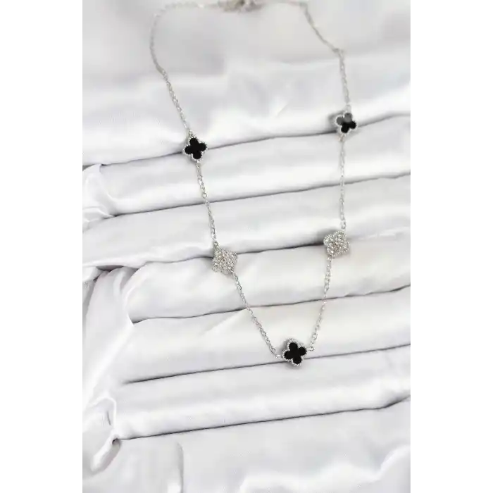 316L Çelik Zincir Gümüş Renk Siyah ve Zirkon Taşlı Baby Boy Yonca Kadın Kolye