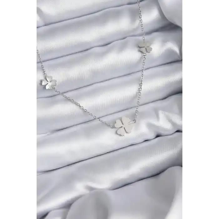 316L Çelik Zincir Gümüş Renk Yonca Model Kadın Kolye