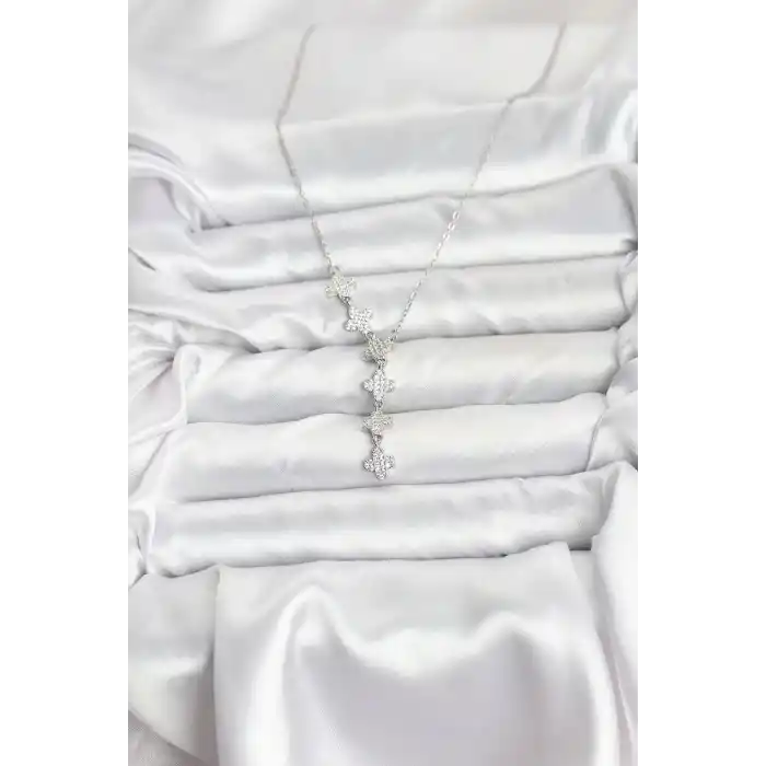 316L Çelik Zincir Gümüş Renk Yonca Model Kadın Kolye