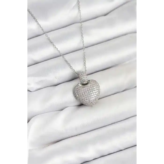 316L Çelik Zincir Gümüş Renk Zirkon Taşlı Kalpli Kadın Kolye