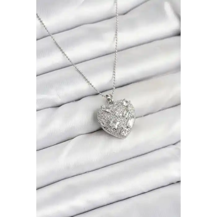 316L Çelik Zincir Gümüş Zirkon Taşlı Kalpli Kadın Kolye