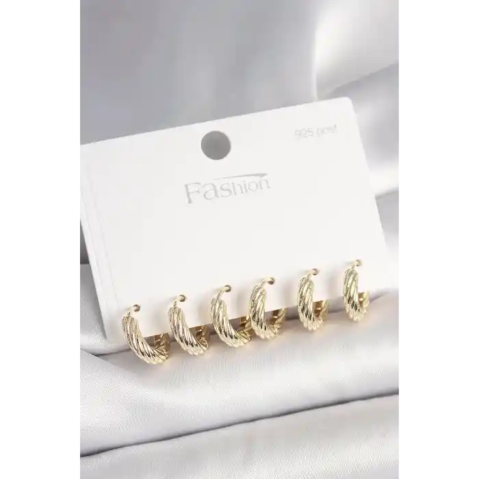 925 Ayar Gümüş Çivi Pirinç Gold Renk İşlemeli Halka Model Kadın Küpe Seti