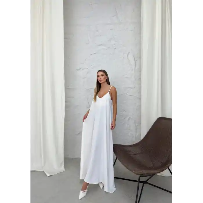 Aerobin uzun elbise beyaz pt