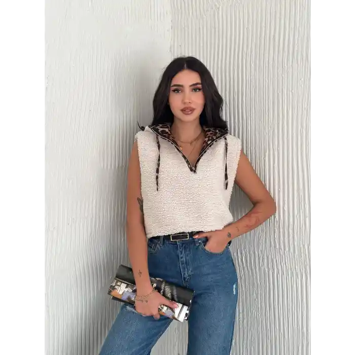 Astarlı kapşonlu kuzu yelek beyaz t1243