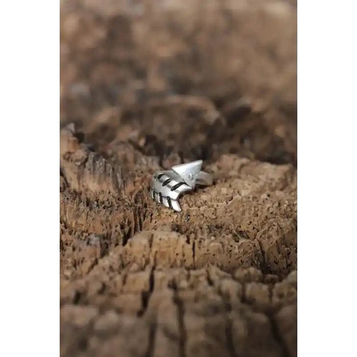 Ayarlanabilir Ok Tasarımlı Erkek Yüzük