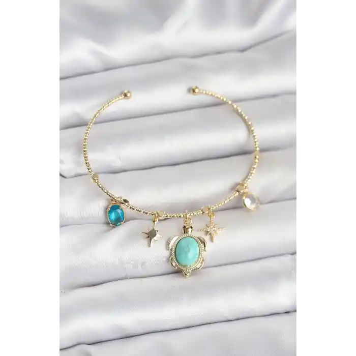 Caretta Caretta Charmlı Gold Renk Kadın Bileklik