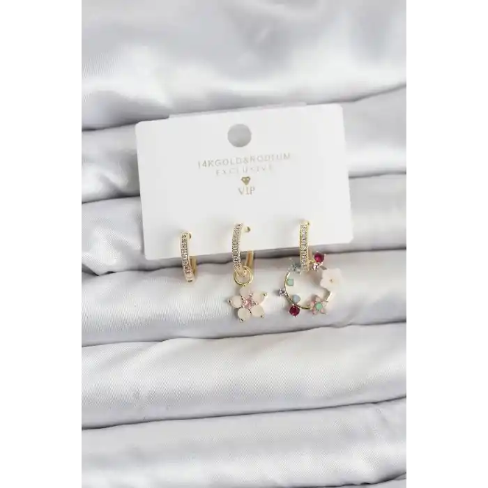 Çiçek Model Gold Renk Pirinç 3lü Kadın Küpe Seti