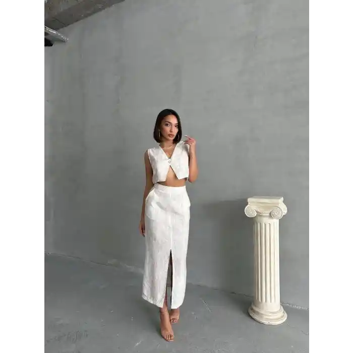 Çilek takım etek yelek