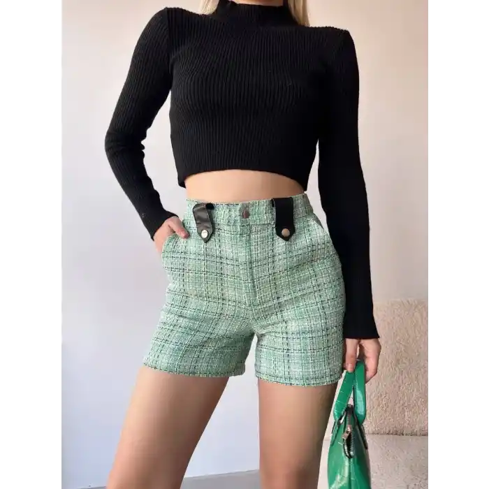 Çıtçıtlı siyah köprü tüvit şort yeşil