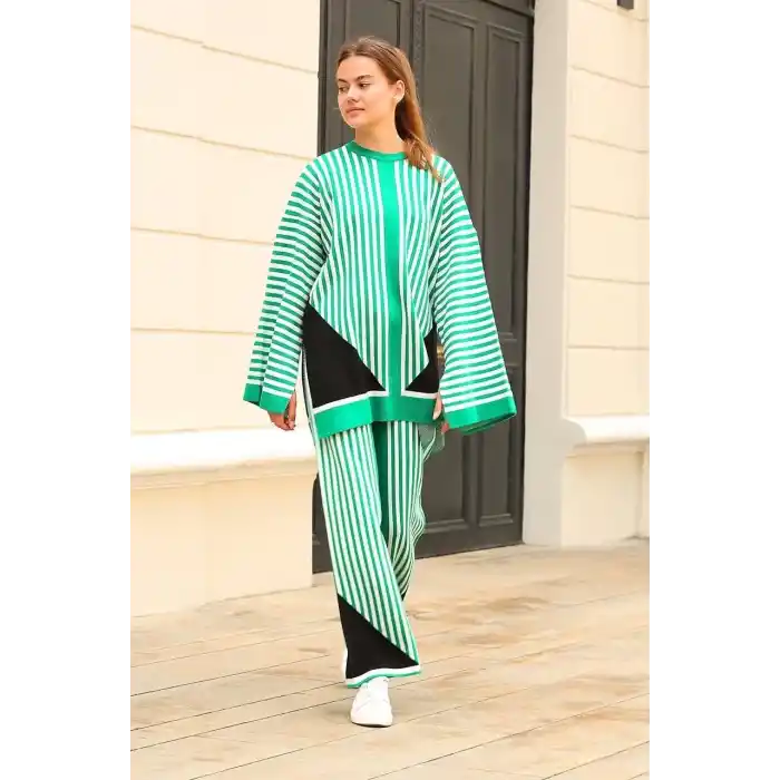 Çizgili bisiklet yaka triko takım Yeşil