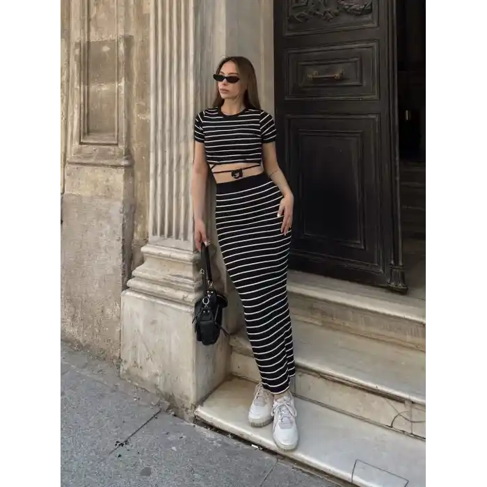 Çizgili etekli takım siyah s3609