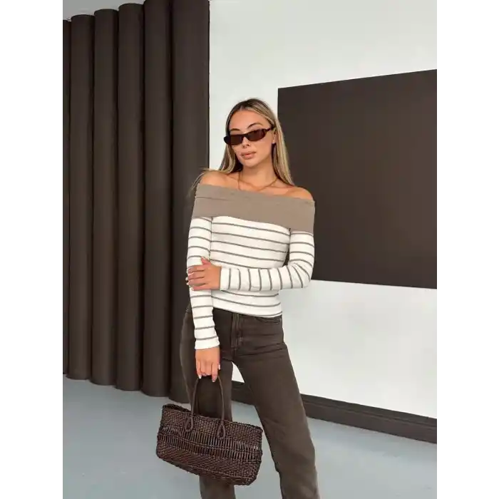 Çizgili madonna yaka kaşkorse bluz bej a844