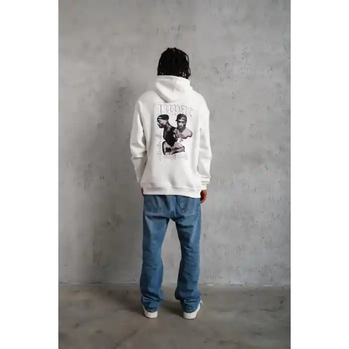 Erkek Oversize Üç İplik Kapüşonlu Sweat – Kol ve Etek Ribana Detaylı, Ön ve Sırt Baskılı, Kanguru Cepli Rahat Kalıp Model - Beyaz