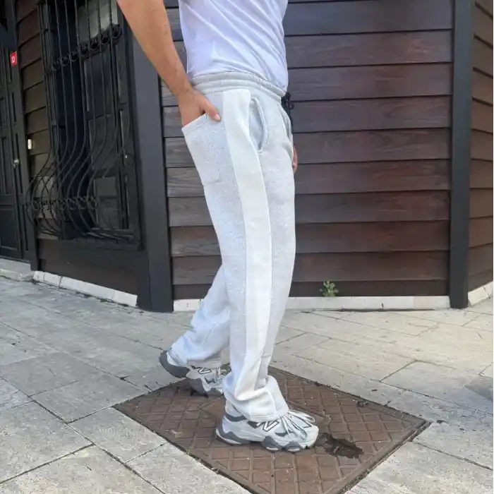 Erkek Üç İplik Kışlık Pamuklu Yandan Garneli Kalın Bej Şeritli Cepli Eşofman Altı - Gri