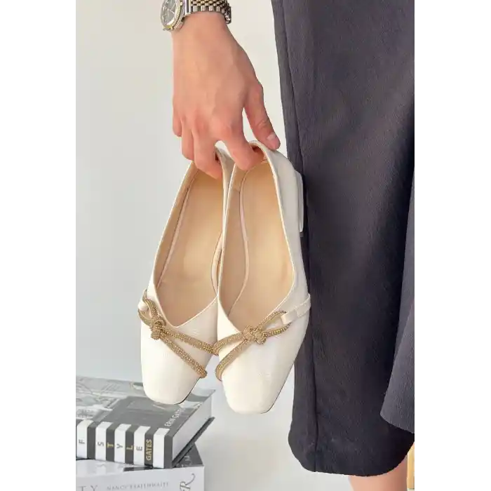 Estay Ten Rugan Topuklu Ayakkabı