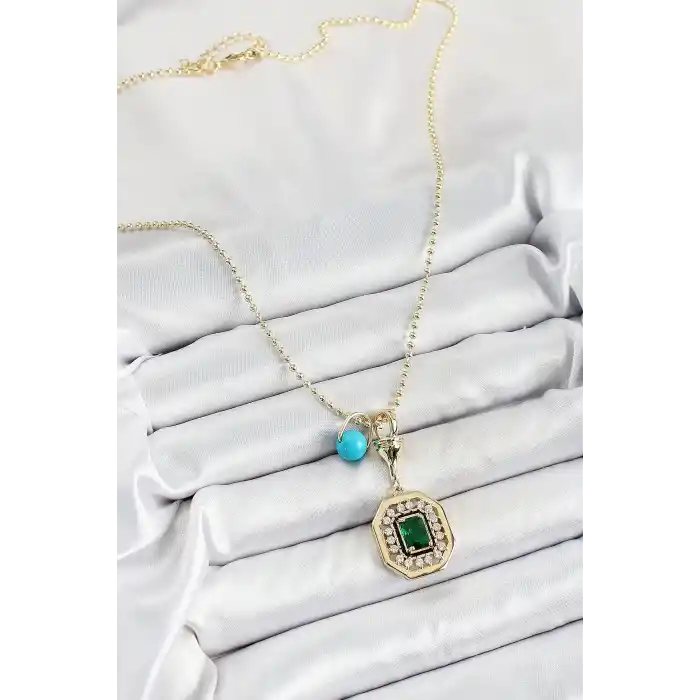 Gold Renk Pirinç Zirkon Taşlı Kadın Serenay Kolyesi