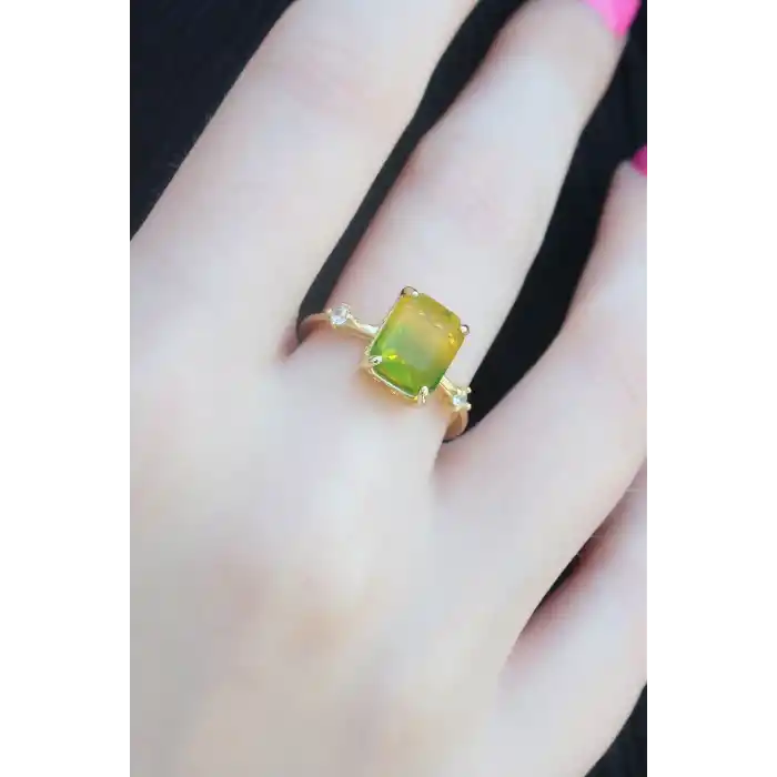 Gold Renk Renkli Zirkon Taşlı Pirinç Kadın Yüzük