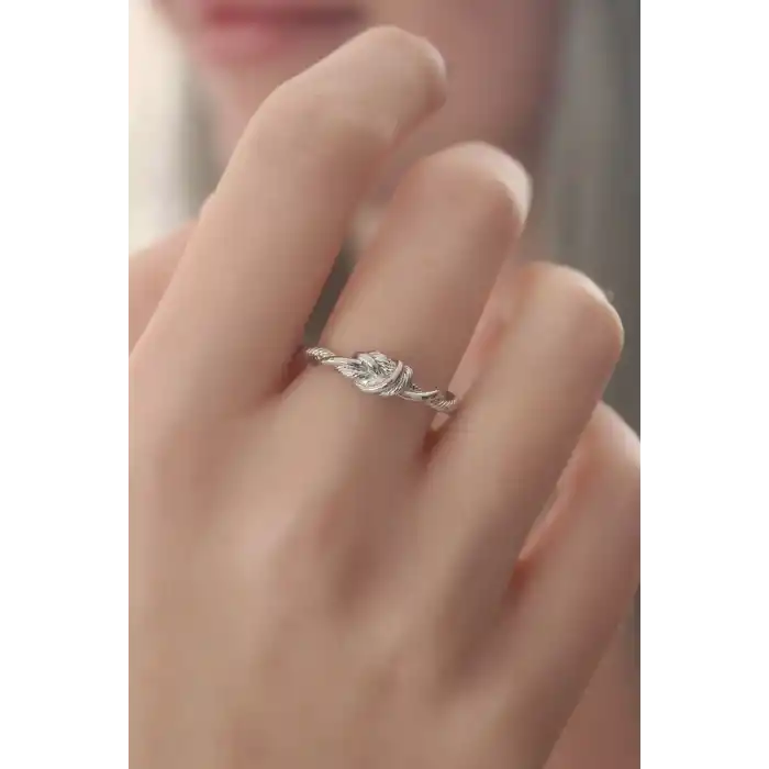 Gümüş Renk Halat Düğüm Model Kadın Yüzük