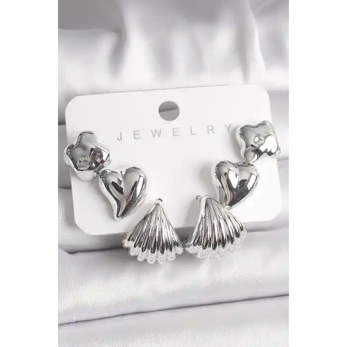 Gümüş Renk Yonca Kalp Deniz Kabuğu Figür CCB Kadın Küpe Seti