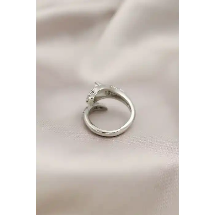 Gümüş Renkli Metal Kaplan Model Zirkon Taşlı Kadın Yüzük