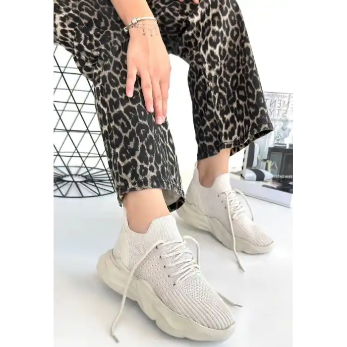 Henta Bej Triko Bağcıklı Spor Ayakkabı