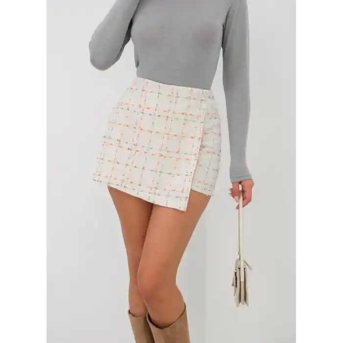 İki düğmeli kaz ayağı desen ch kumaş şort etek beyazturuncu h26414