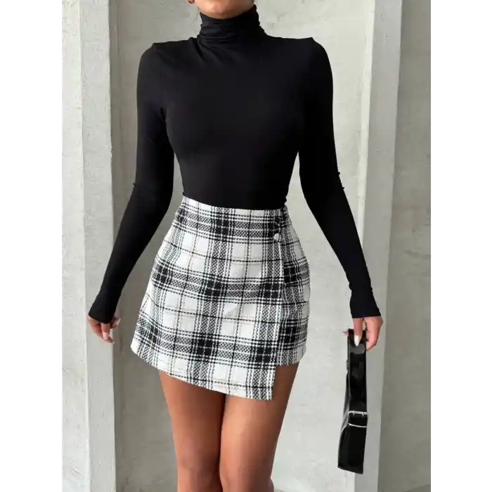İki düğmeli şort ch kumaş etek ekoseli siyahbeyaz h26414