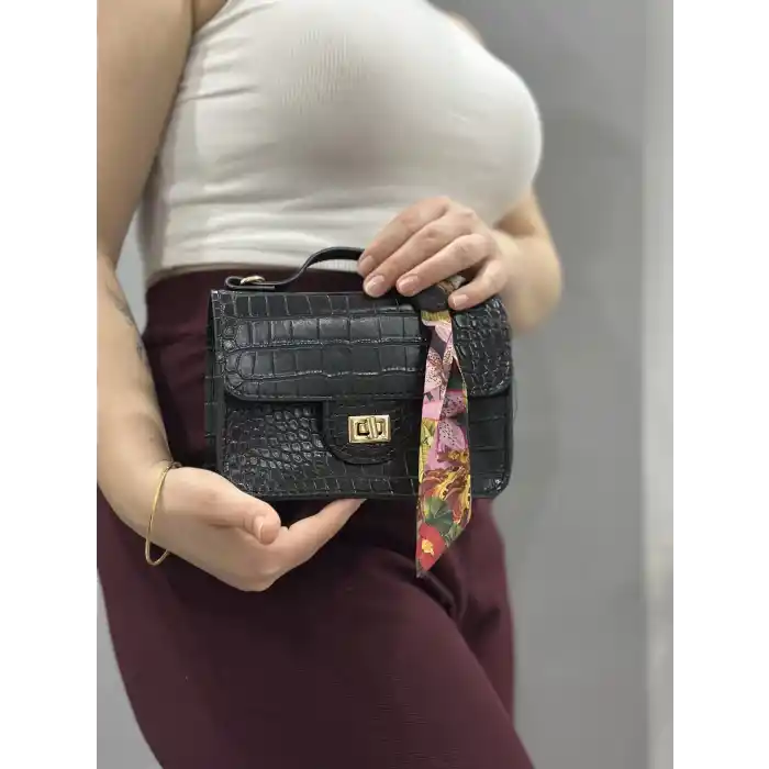 Jisse siyah cilt çanta