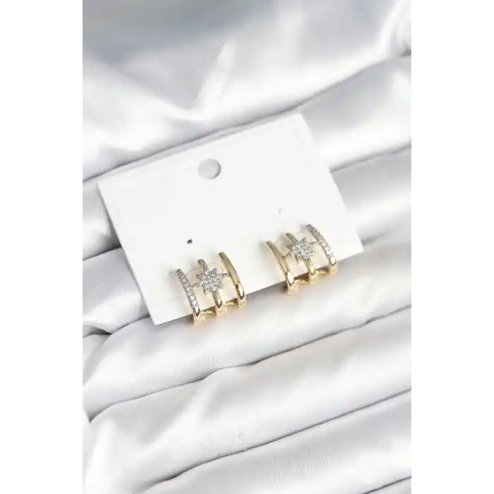 Kaburga Model Kutup Yıldızı Detaylı Gold Renk Kadın Küpe