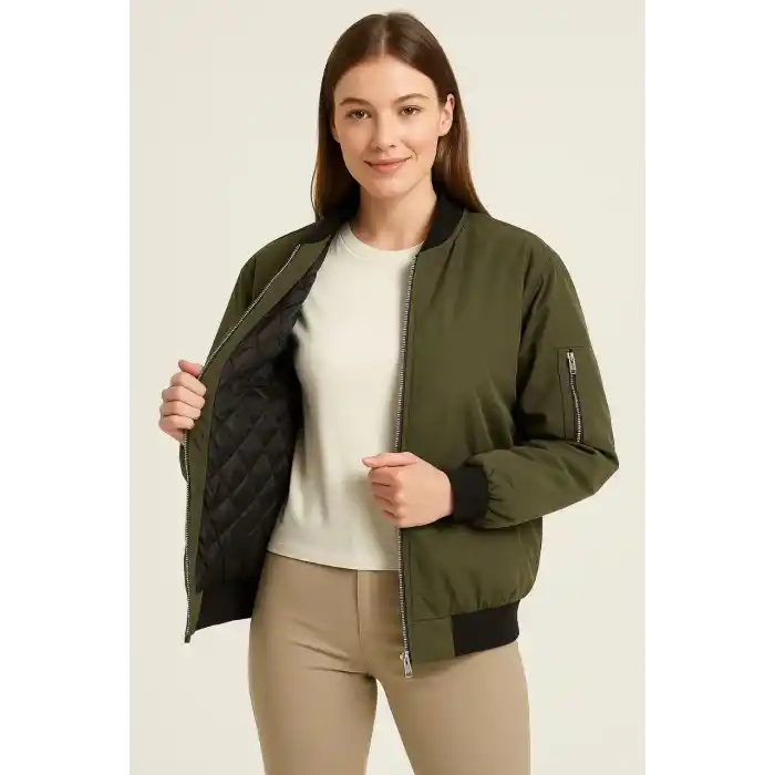 Kadın Bomber Mont Ceket – Fermuarlı, Kapitone İçi Astarlı, Su İtici Kumaş, Regular Fit, Yandan Cepli, Günlük Bahar & Kış Şık Rahat Stil - Haki