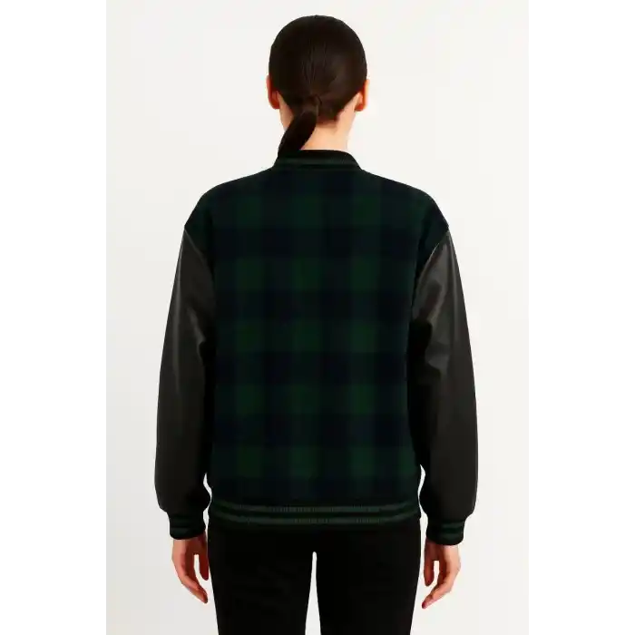 Kadın Kolej Ceket – Kareli Oduncu Kumaş, Kolları Suni Deri, Fermuarlı, İçi Kapitone Astarlı, Nakışlı Oversize Bahar & Kış Stil - Haki