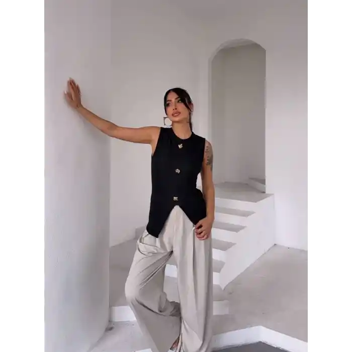 Kadın siyah bisiklet yaka gold düğmeli ottoman bluz s2310