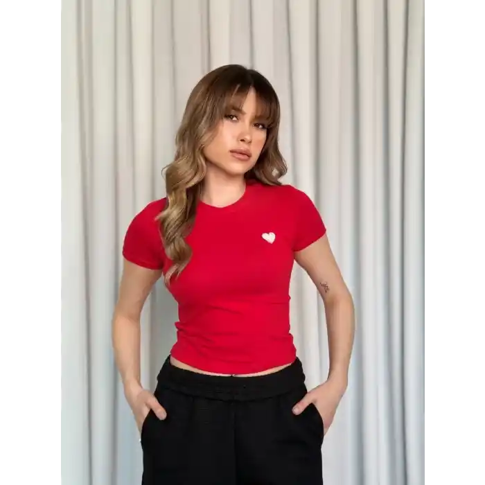 Kalpli kırmızı bluz