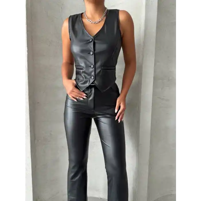 Kaplama düğmeli deri yelek siyah s24398