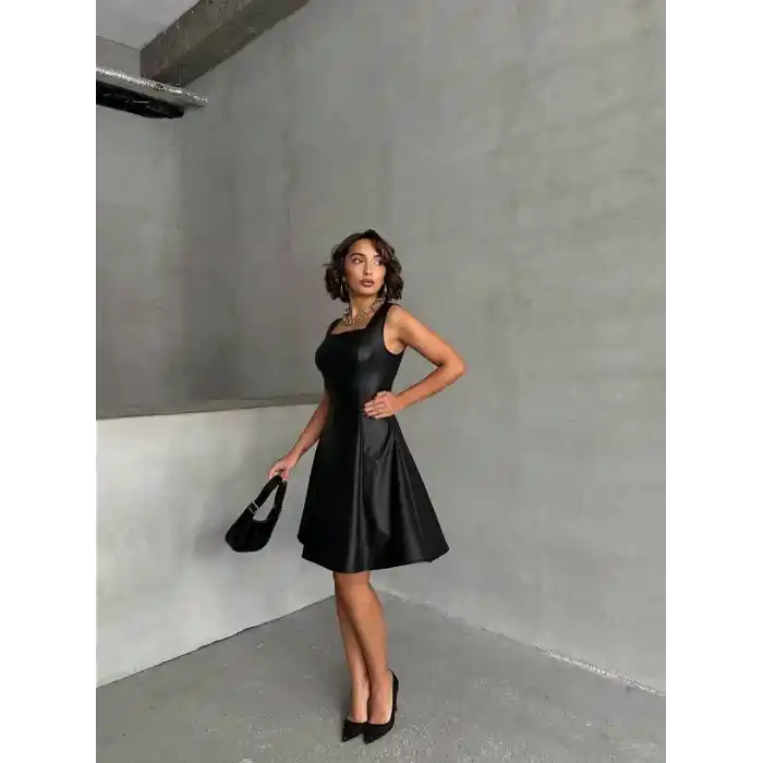 Kare yaka deri elbise siyah h24442