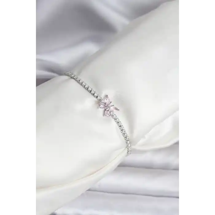 Kelebek Model Zirkon Taşlı Gümüş Renk Pirinç Su Yolu Kadın Bileklik