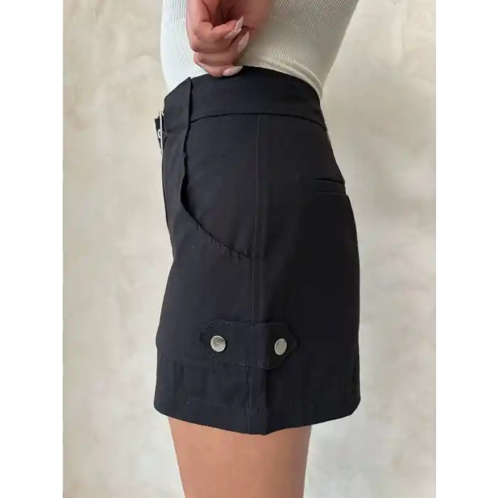 Kemer detaylı gabardin şort siyah s25289