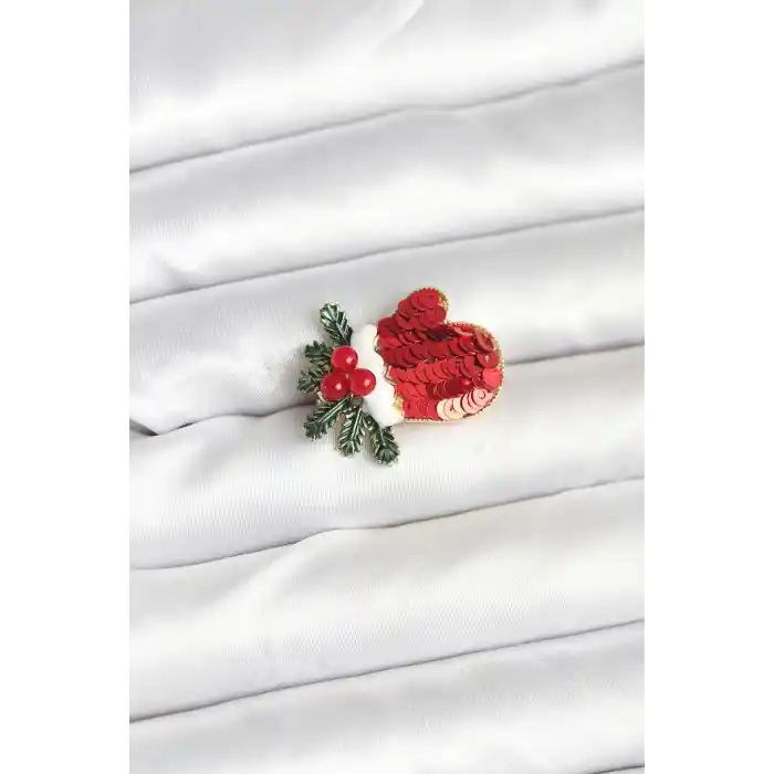 Kırmızı Model Yılbaşı Temalı Broş