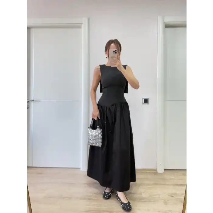 Krep Arkası Kanat Arka Ön Pens Detaylı Uzun Kadın Elbise - Siyah