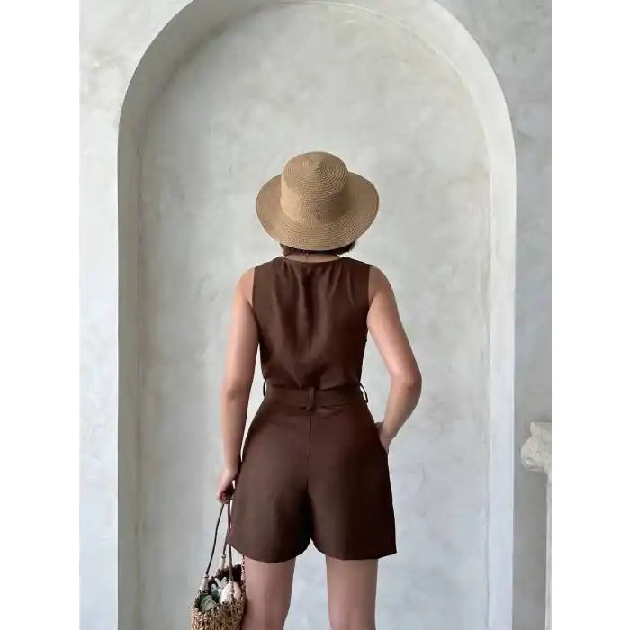 Kuşaklı şortlu tulum