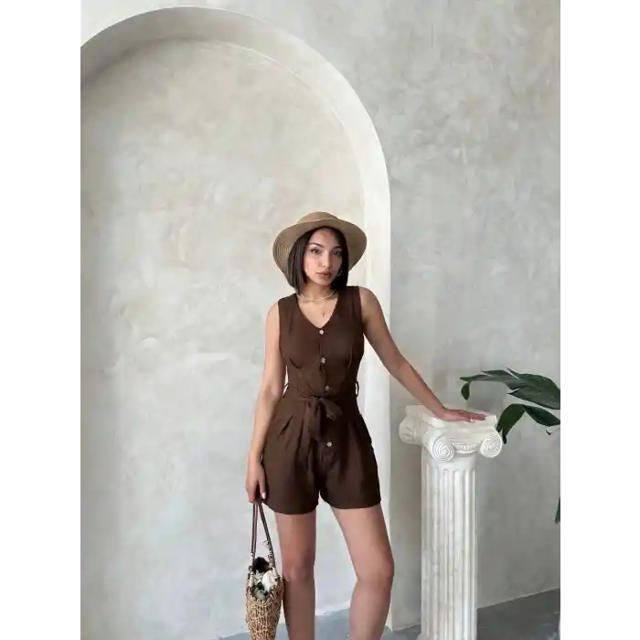 Kuşaklı şortlu tulum