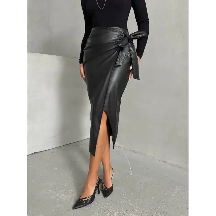 Kuşaklı uzun deri etek siyah h26414