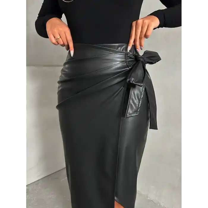 Kuşaklı uzun deri etek siyah h26414
