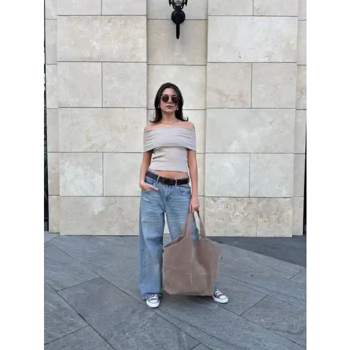 Madonna yaka sıfır kol bluz